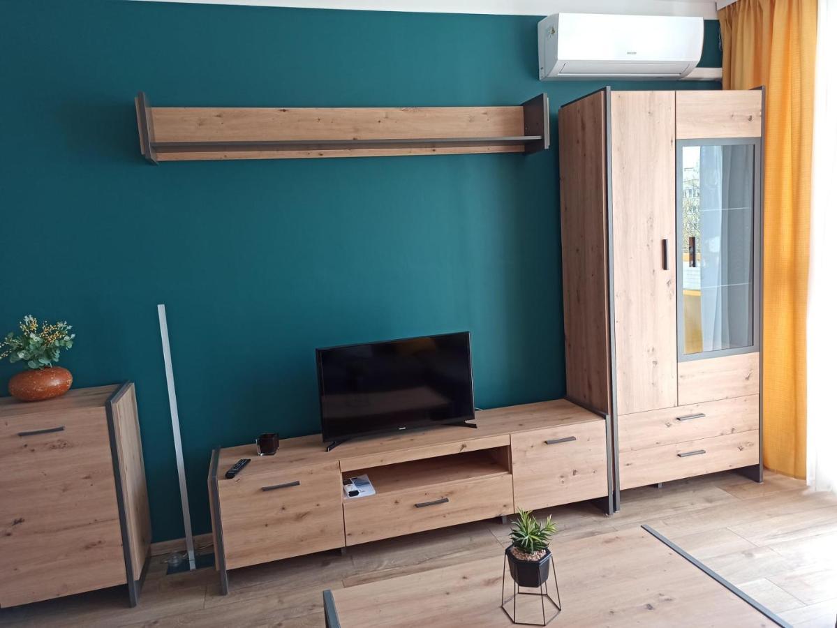 Aron Apartman Печ Екстер'єр фото